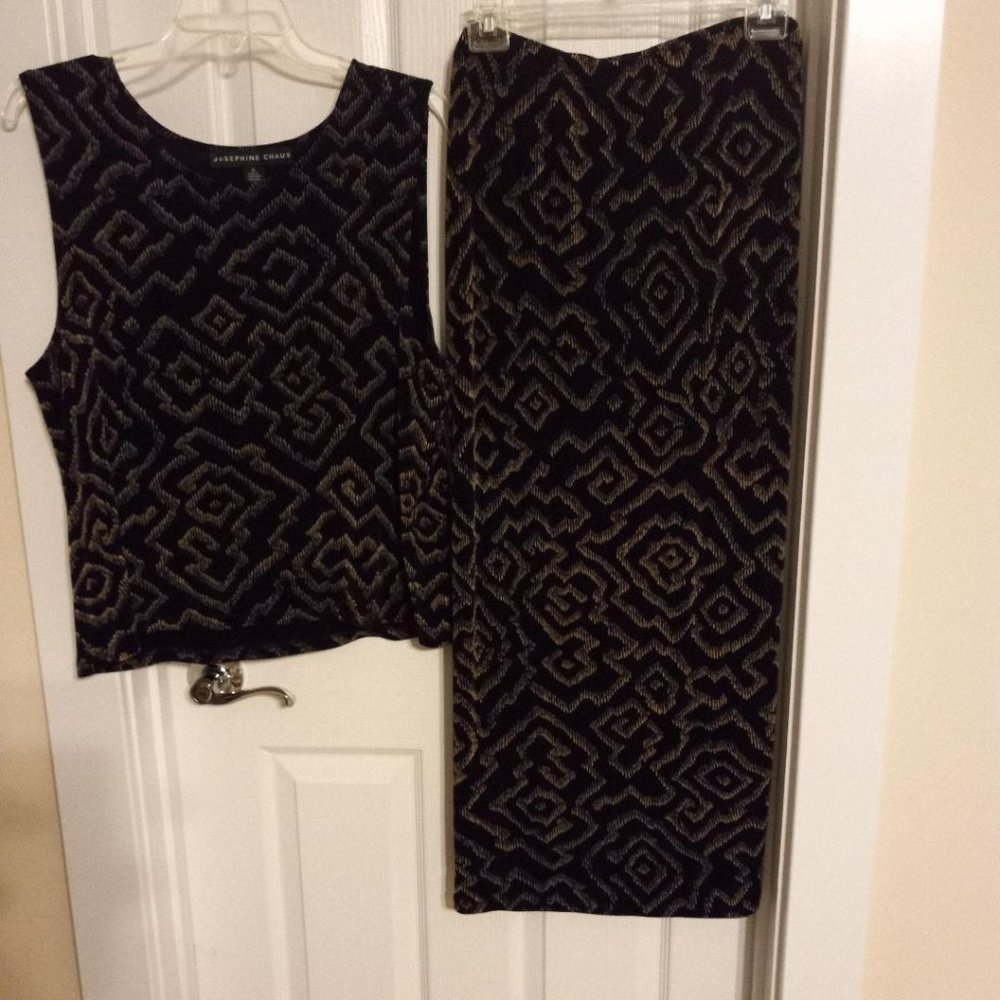 Josephine Chaus two-piece coordinate skirt and blouse